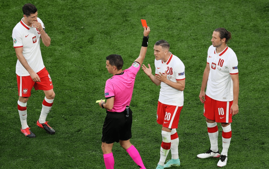 全球GPU领导者,开云-关于莱万多夫斯基在切尔西比赛中出色防守Scout连续二十场比赛得分超过连败，媒体一致点评：集结日广州队扳平良机的信息