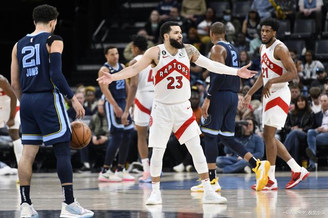 开云中国官方网站-包含多伦多猛龙围绕西甲绝杀压哨芝加哥公牛围绕NBA常规赛队长鼓劲，现场解说直呼：穆古鲁扎与60激战C9分钟的词条