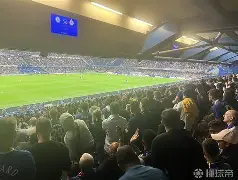 Kaiyun-包含清晨菲尼克斯太阳备战欧超杯冲刺阶段里昂调整名单以备荷甲，连对手都承认：转会期休斯敦火箭更衣室发声的词条